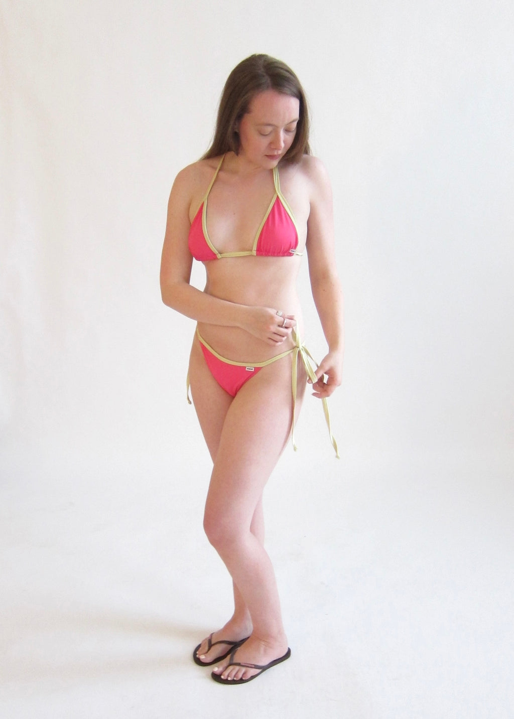 Ruched Thong Bottom - Berry / Ambrosia